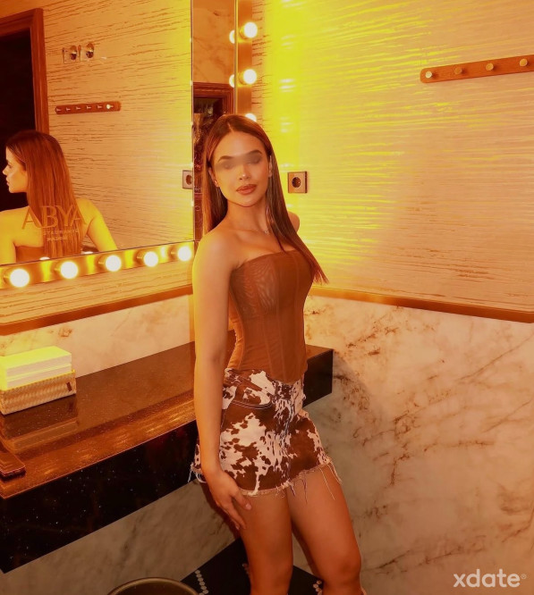 Olivia – Zürich photo 3