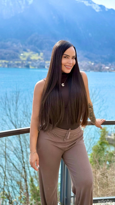 Lauren – Bern photo 3