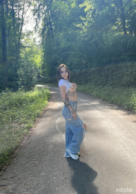 Chloe – Zürich photo 3