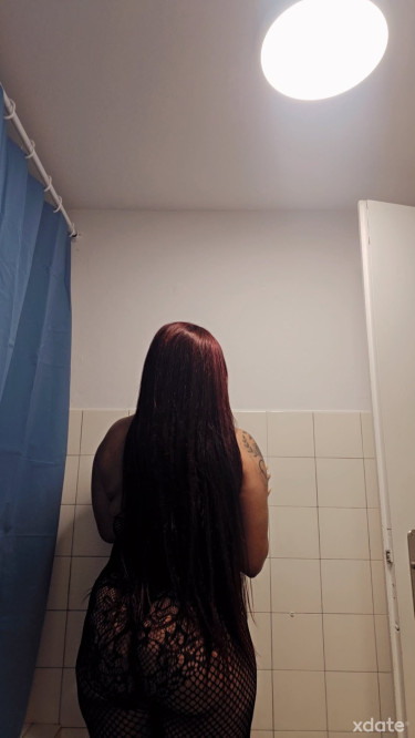 Sexy Latina HILLARY hot! – Basel photo 5