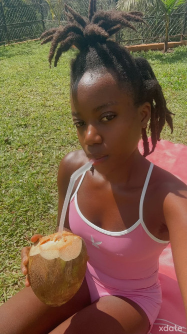 Anika – Zürich photo 4