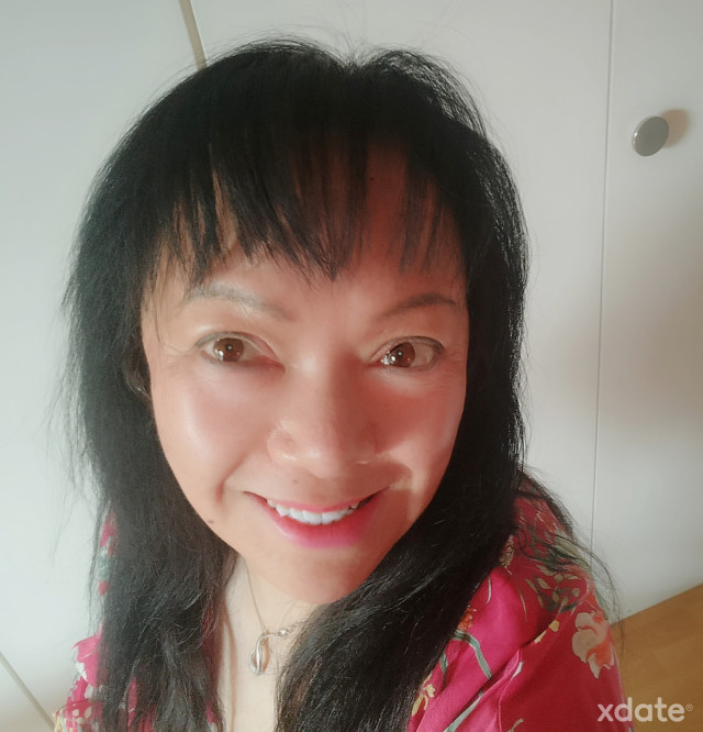 Lucy escort Volketswil